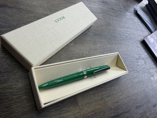 New rolex emerald green - emerald,