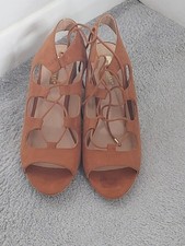 Immaculate Pair of Gladiator