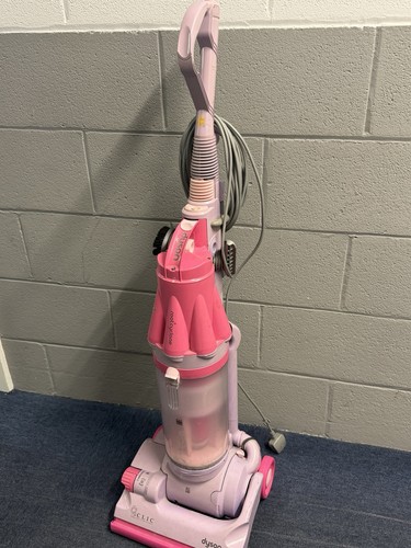 Dyson dc07 clic vacuum cleaner - dyson,