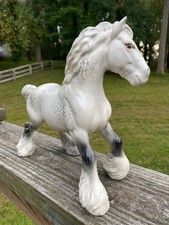 BESWICK HORSE CANTERING SHIRE