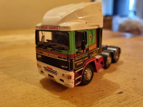 Corgi modern truck tractor - truck,