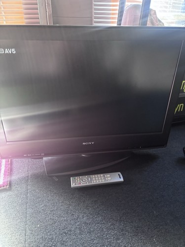 Sony bravia kdl - bravia, 32"