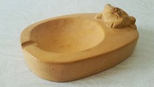 VINTAGE CARVED FROG STONE ASHTRAY – SAND COLOURED – GOOD DETAIL