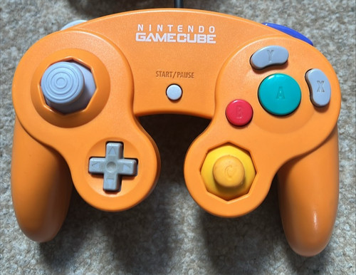Official nintendo gamecube - nintendo,