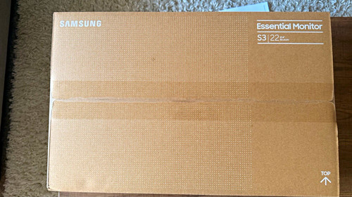 Samsung essential monitor - essential,