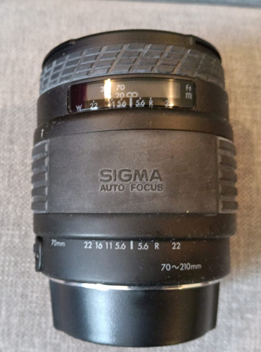 Sigma auto focus 210mm - auto, uc