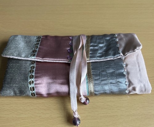 Gorgeous jewellery roll wrap - gorgeous, /
