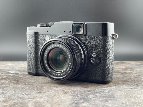 Fuji x10 black - fuji, megapixel