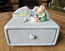 DISNEY 2000 Classic Winnie The Pooh Piglet Blue Drawer Border Fine Arts Ceramic