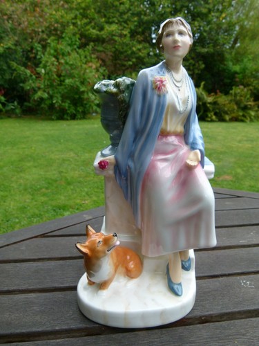 Royal doulton figurine hm - figurine,