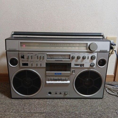 Hitachi trk 8600rm stereo - hitachi,
