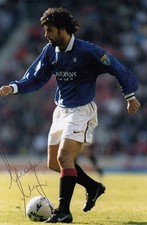 Modern HAND SIGNED 6x4 Photo 