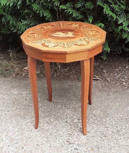 Vintage marquetry musical - vintage,