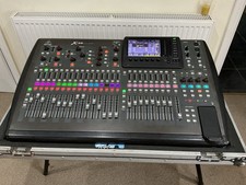 Behringer X32 Full Size