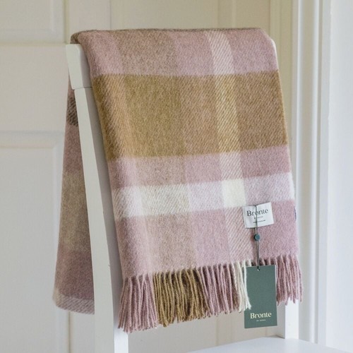 Bronte moon british wool - by,