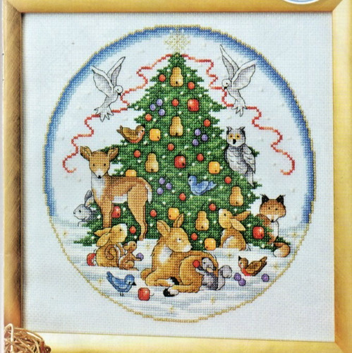 Xmas cross stitch - stitch, joan