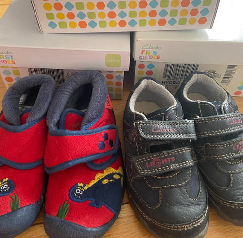 Pairs clarks first shoes - 5,
