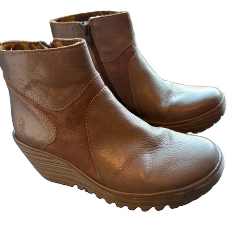 Fly olive brown with - brown, aubergine