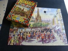 Vintage Monarch Jigsaw Puzzle – The Royal Mile.over 400 pieces-incomplete