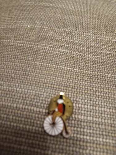 Vintage penny farthing pin - penny,