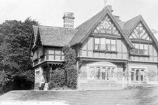 dbb-22 Gardener's Cottage, Shipley Hall, Heanor, Derbyshire. Photo