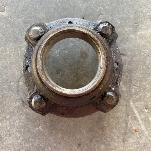 Morris minor 1000 rear hub - minor,