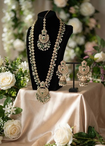Gold plated cubic - gold,