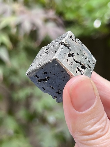 Pyrite large crystal cube - cube, aaa+