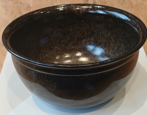 Studio pottery brown glazed - pottery,
