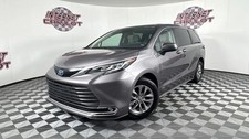 2021 Toyota Sienna XLE Minivan