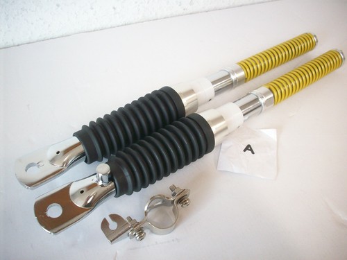 Hydraulically damped fork