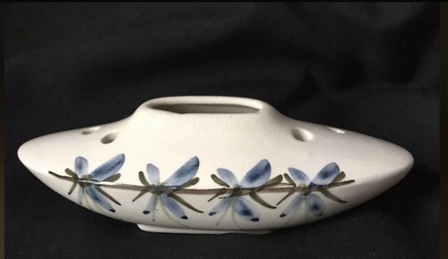 Vintage jersey pottery - vintage, posy/