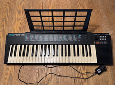 Yamaha Electronic Keyboard