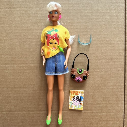 Sindy 1990s doll - doll, complete