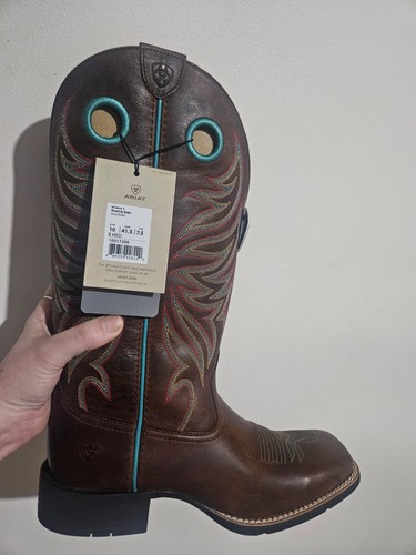 Ariat boots brand new womans