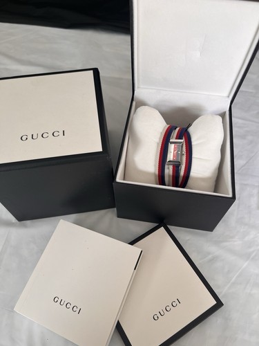 Gucci frame striped dial - gucci,