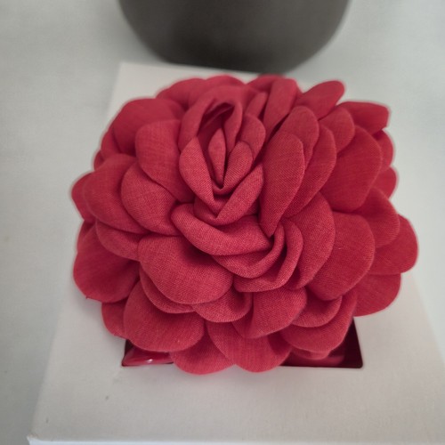 Zara gorgeous red flower - zara,