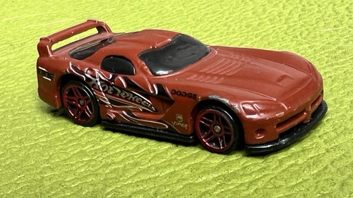 Hot wheels dodge viper - wheels,