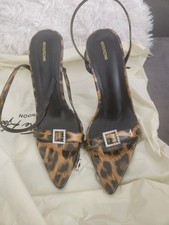 Pretty Little Things strappy heels size 7