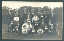 GB vintage RP postcard: Cricket team