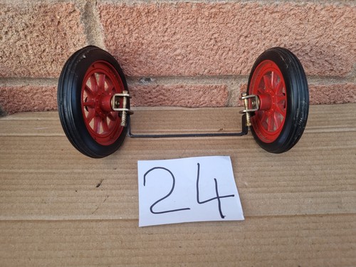 Mamod steam roadster front - roadster,