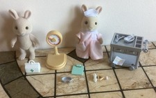 Sylvanian Families Doctor Nurse Clinic Hospital