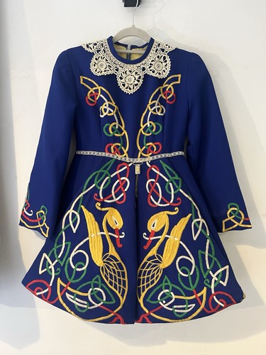 Girls irish dancing - dancing, dress