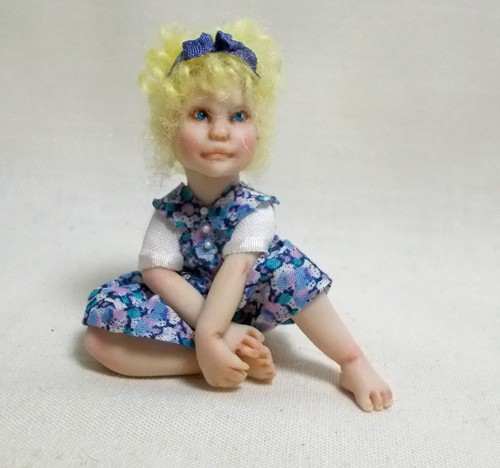 Dolls house miniature artisan - dolls,