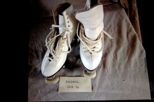 Roller dance figure - roller, /