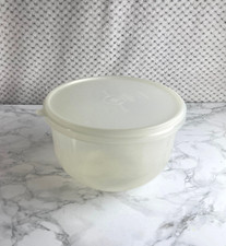 Tupperware  bowl CRISP IT