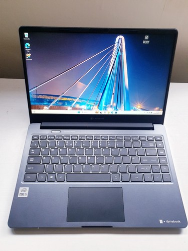 Toshiba dynabook satellite - toshiba,