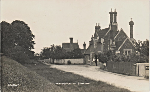 Wateringbury near west - near,
