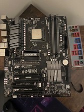 Gigabyte GA-990FXA-UD3