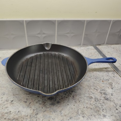 Creuset blue cast iron - cast,